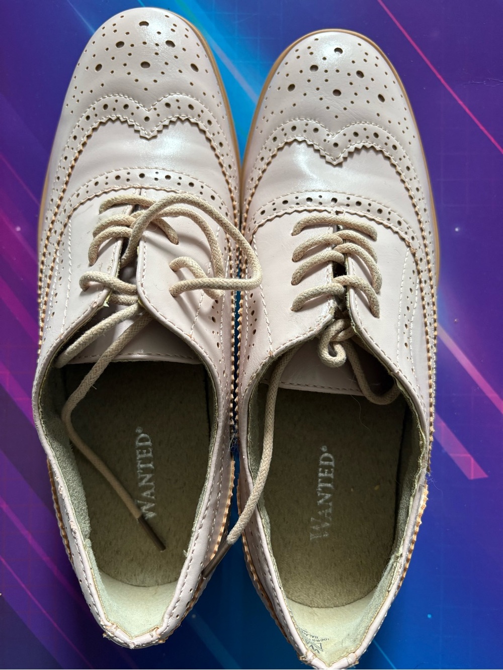 Pale pink faux leather oxford size 7.5